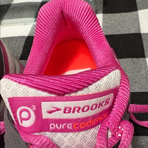Brooks Pure Cadence 3 P3 Running Shoes Pink/Silver/White Women’s Size 8 Sneakers - Picture 14 of 14
